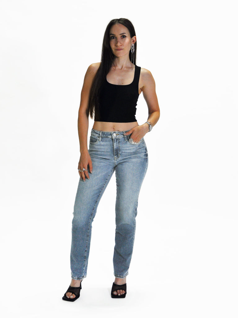 GUESS 1981 STRAIGHT HIGH-RISE -BASIC JEANS | VINTAGE BLUE WASH GUESS