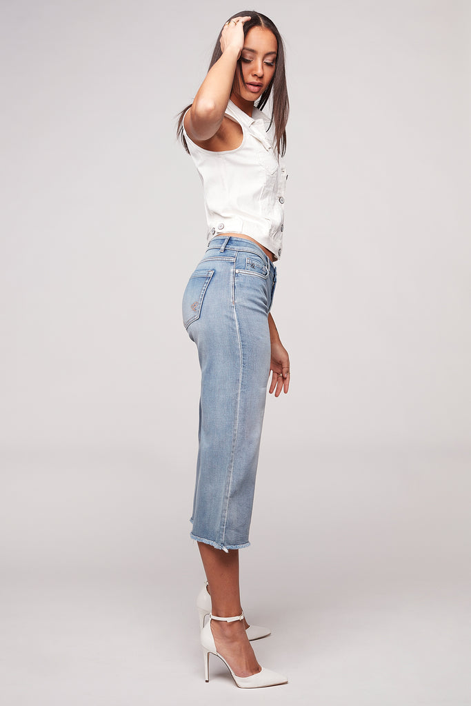 MEGHAN - Ladies 5 Pocket Wide Leg Cropped Pant - Vintage Bleach Foxy Jeans™