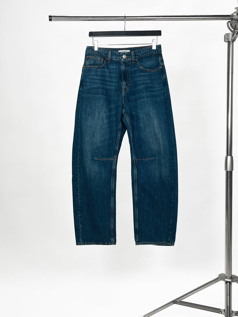 GUESS ECO BARREL MID-RISE RELAXED JEANS – REVIVAL INDIGO GUESS