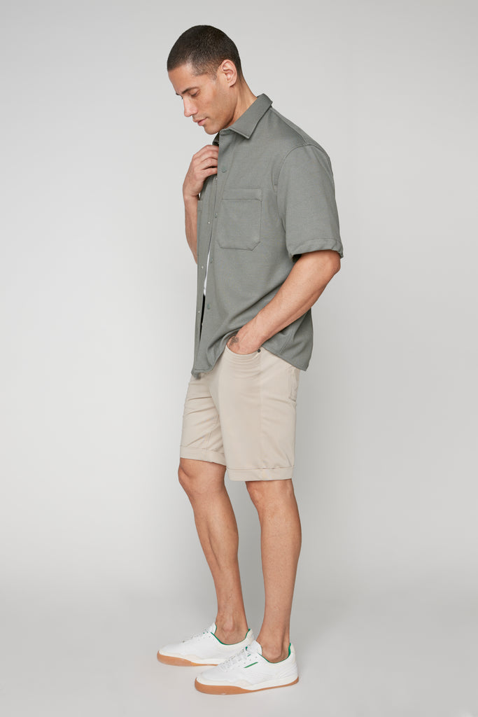 LENNON - Mens Rolled Up Shorts with Cool Stretch - Sage DNM.WORKS™