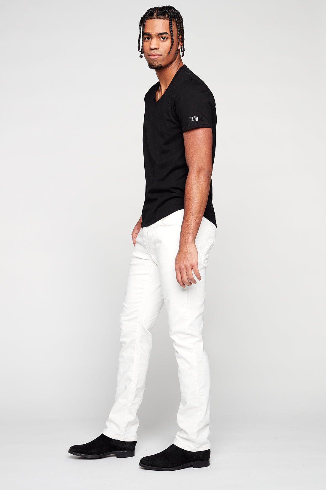 V-Neck T-Shirt - Black - DENIM SOCIETY™