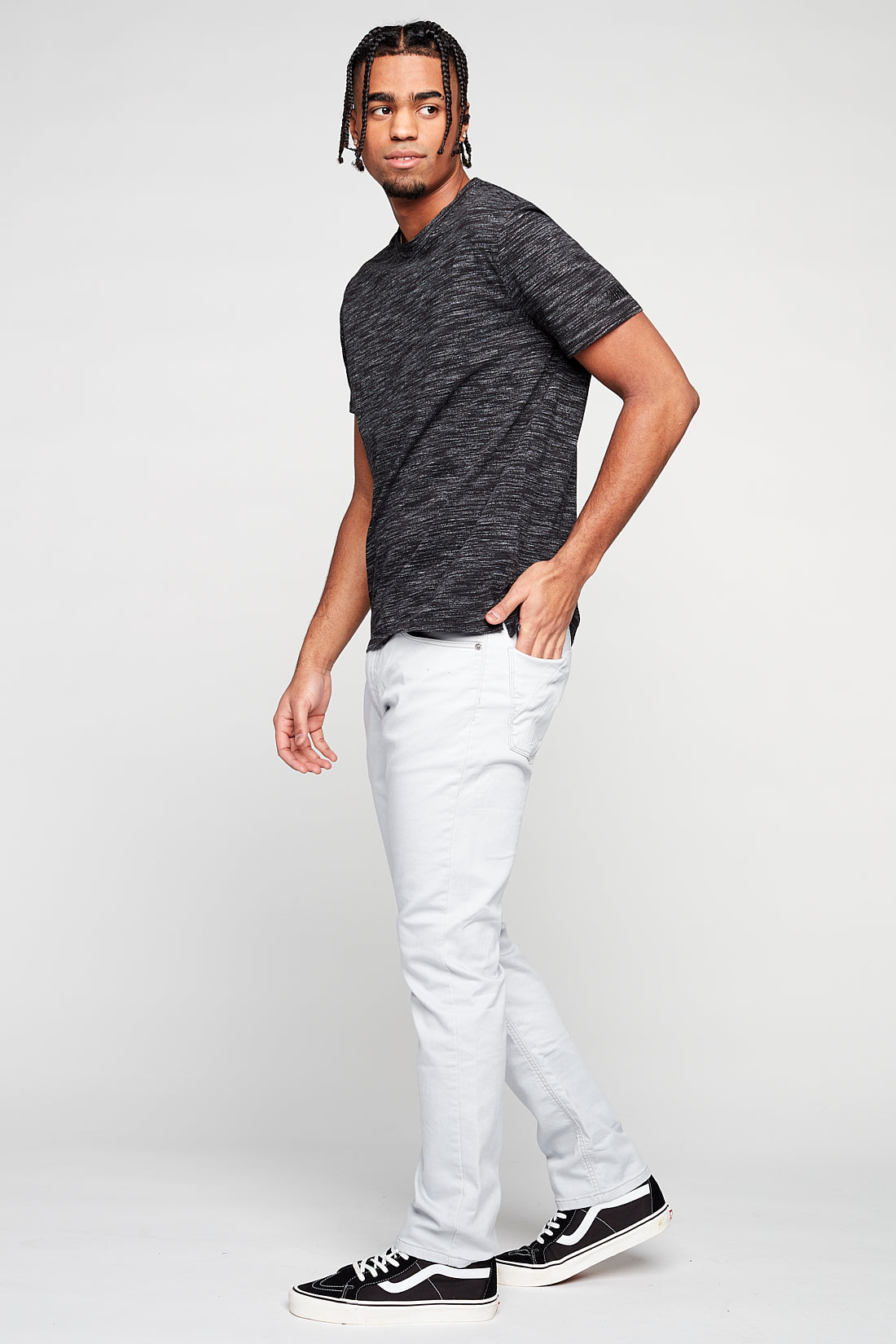 Classic Crew-Neck T-Shirt - Black - DENIM SOCIETY™