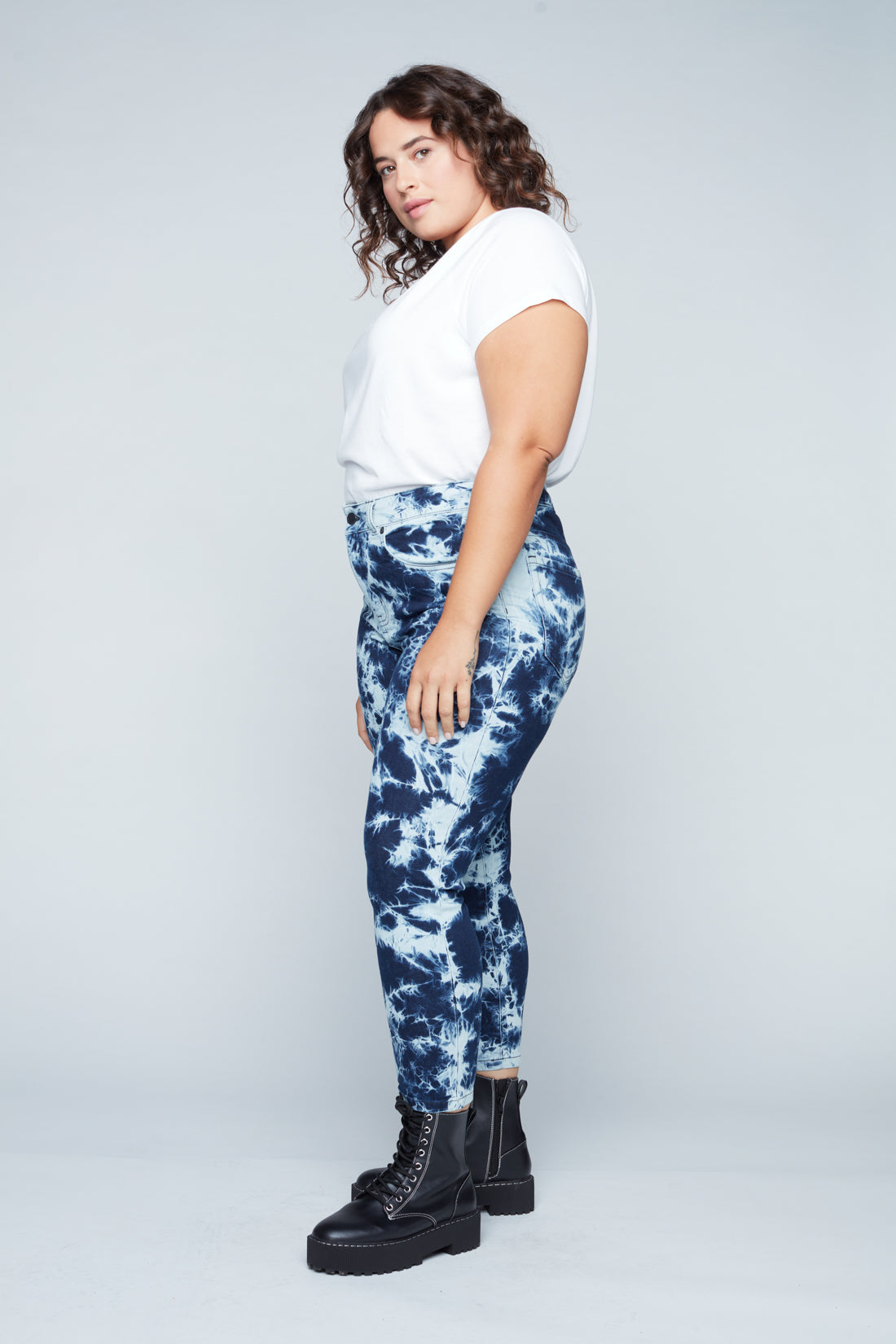 JAMIE - Mid Rise Cropped Jeans - Indigo