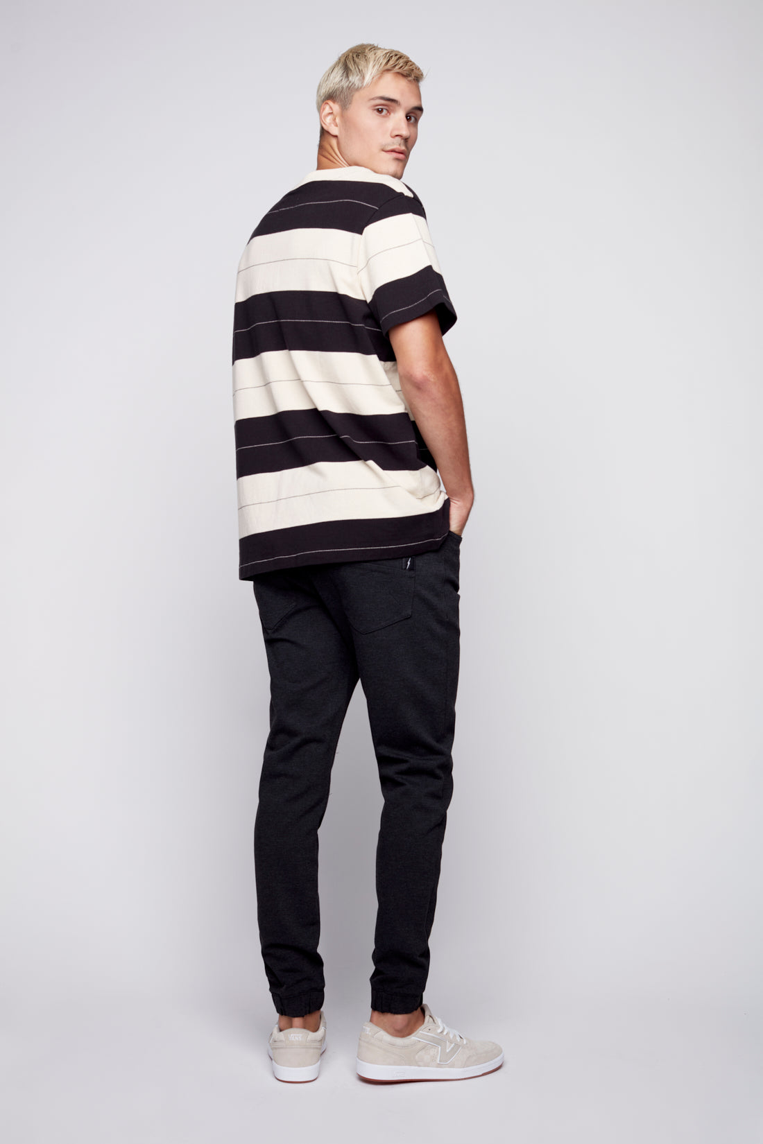 JAGGER - 5 Pocket Classic Knit Jogger - Charcoal Heather - DENIM SOCIETY™