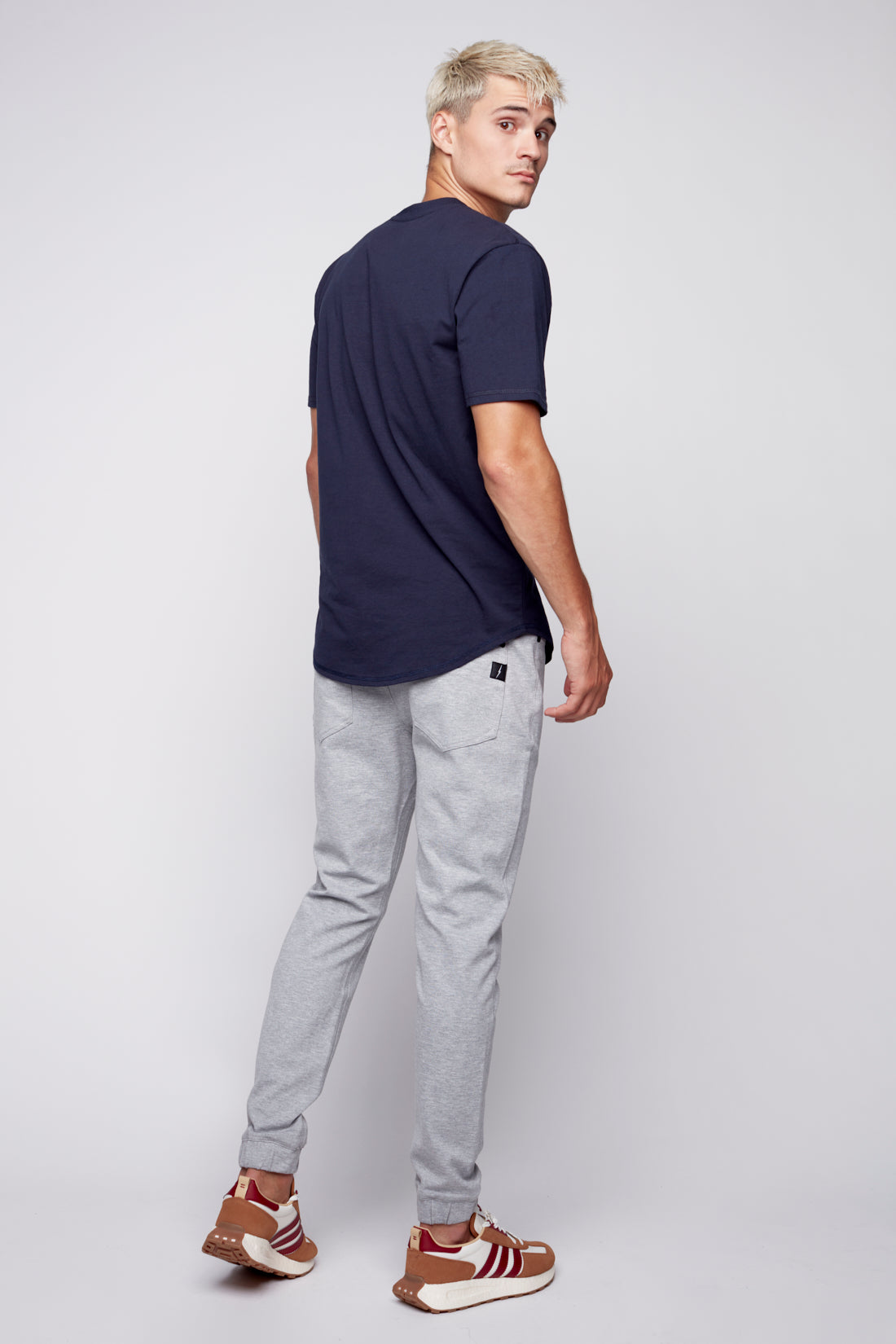 JAGGER - 5 Pocket Classic Knit Jogger - Light Grey Heather - DENIM SOCIETY™