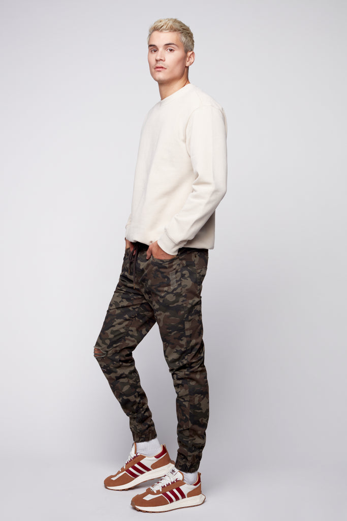 JAGGER - Distressed 5 Pocket Twill Classic Jogger - Camo DNM.WORKS™