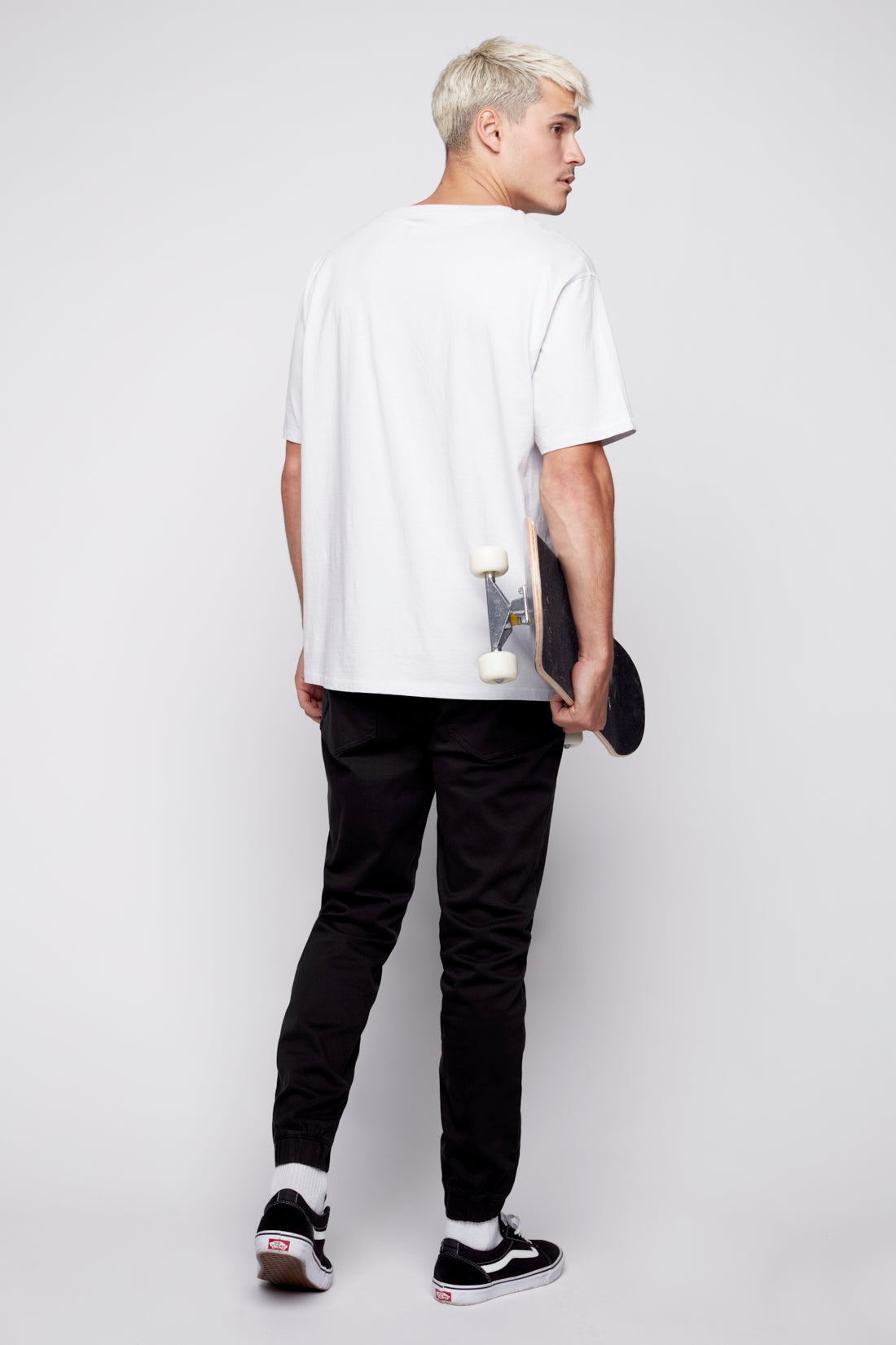 JAGGER - 5 Pocket Twill Classic Jogger - Black DNM.WORKS™